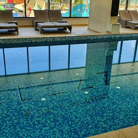 Luna Queen Std - Pool & Apartment Navodari