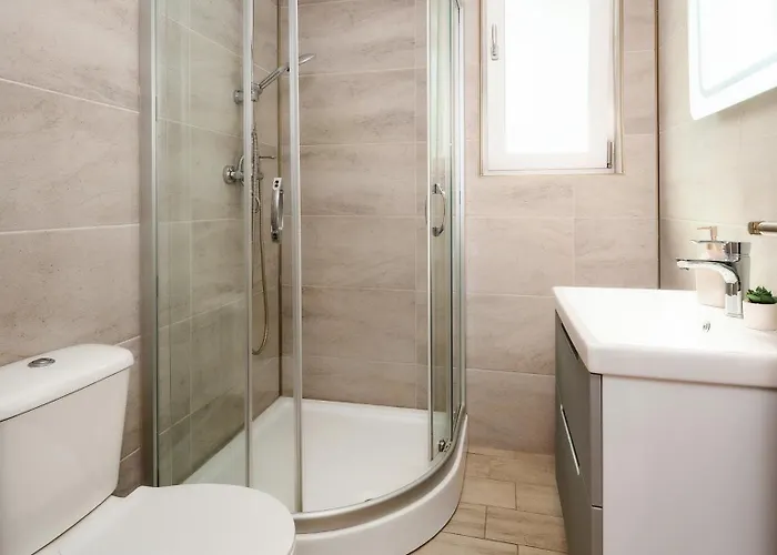 Andreas - Pool & Năvodari