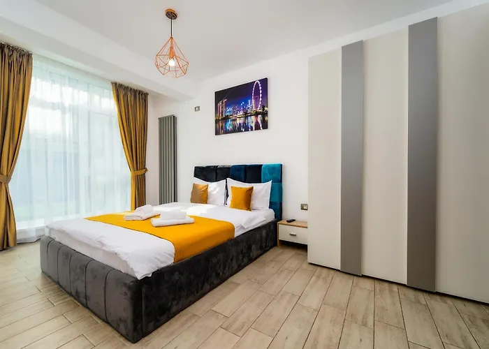 Andreas - Pool & * Năvodari